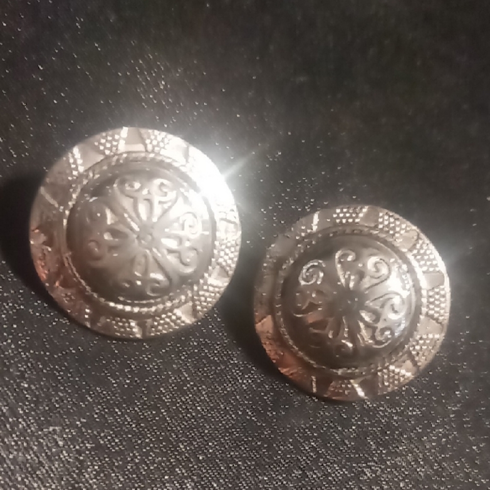 Vintage Medallion Silver Decorative Button Earrings.